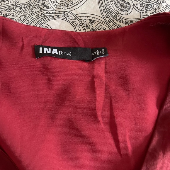 INA red midi dress - Picture 2 of 3